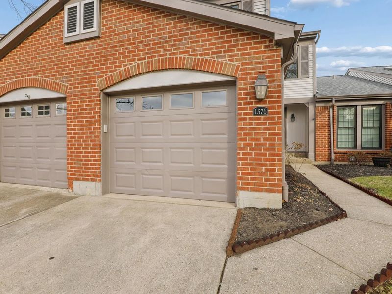 1576 Greens Edge Drive, Florence, KY 41042 Photo 2