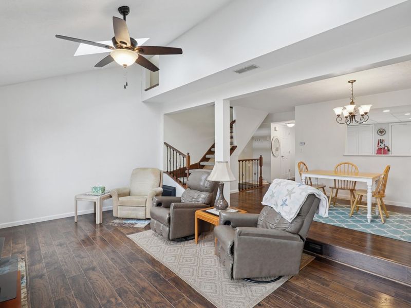 1576 Greens Edge Drive, Florence, KY 41042 Photo 3