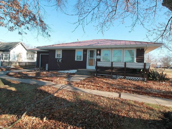 409 S 4th Avenue, Villisca, IA 50864