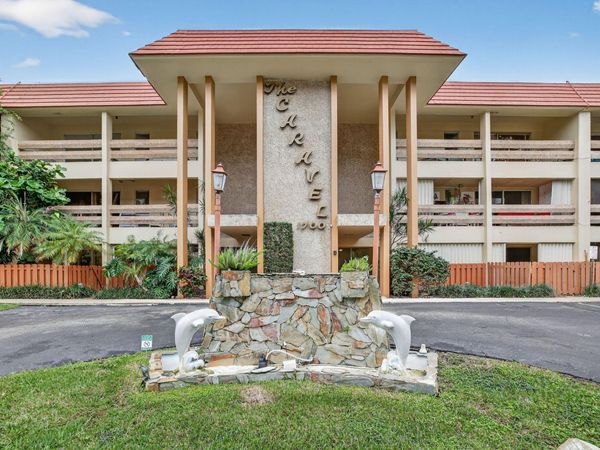 1700 SE 15th Street, Unit 308, Fort Lauderdale, FL 33316