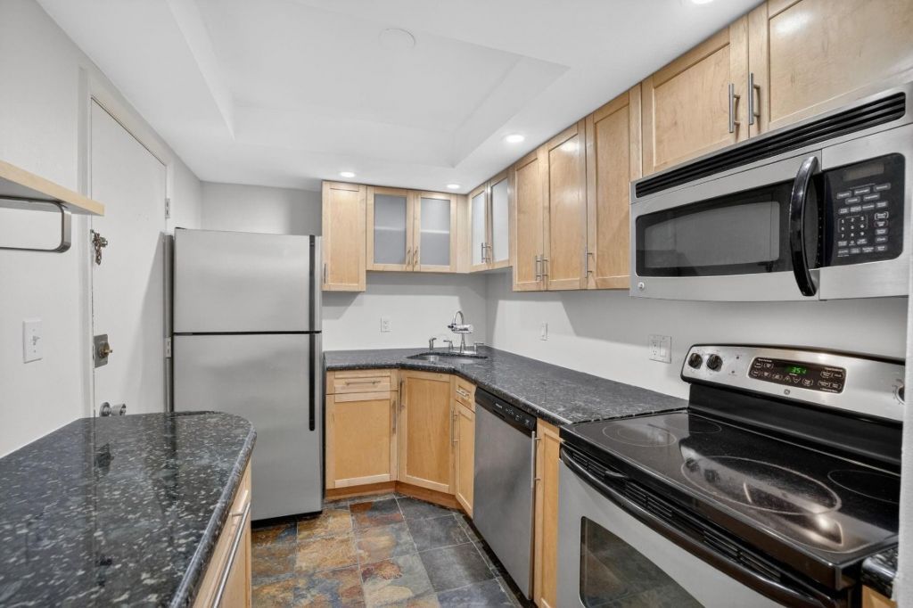 1700 SE 15th Street, Unit 308, Fort Lauderdale, FL 33316 Photo