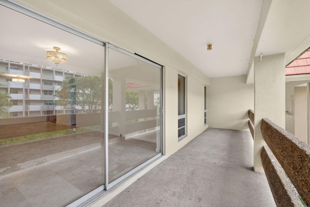 1700 SE 15th Street, Unit 308, Fort Lauderdale, FL 33316 Photo