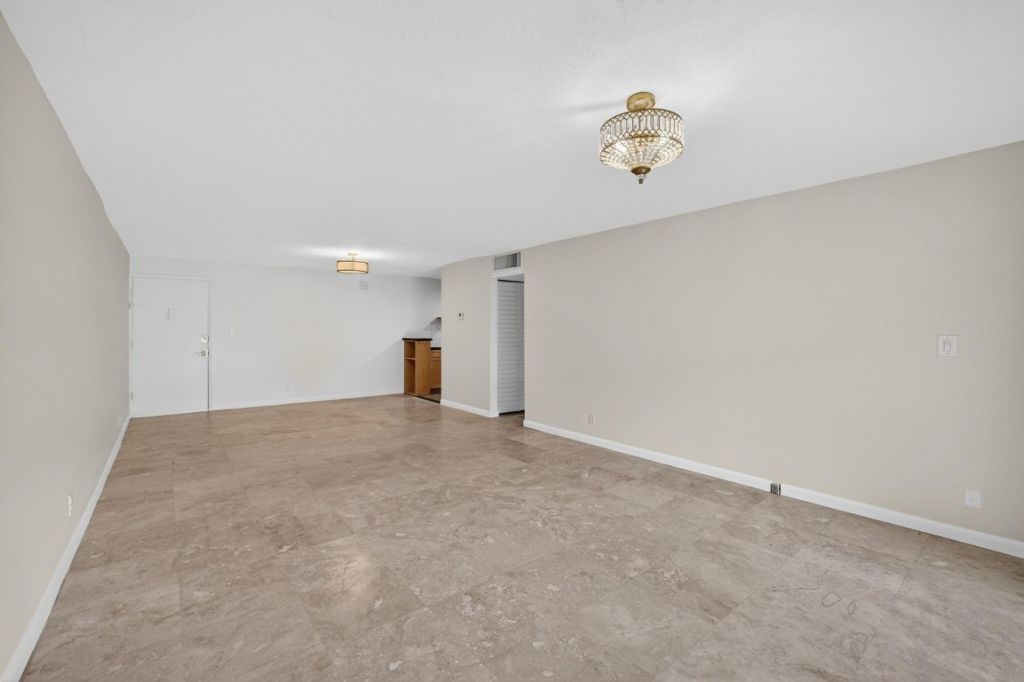 1700 SE 15th Street, Unit 308, Fort Lauderdale, FL 33316 Photo