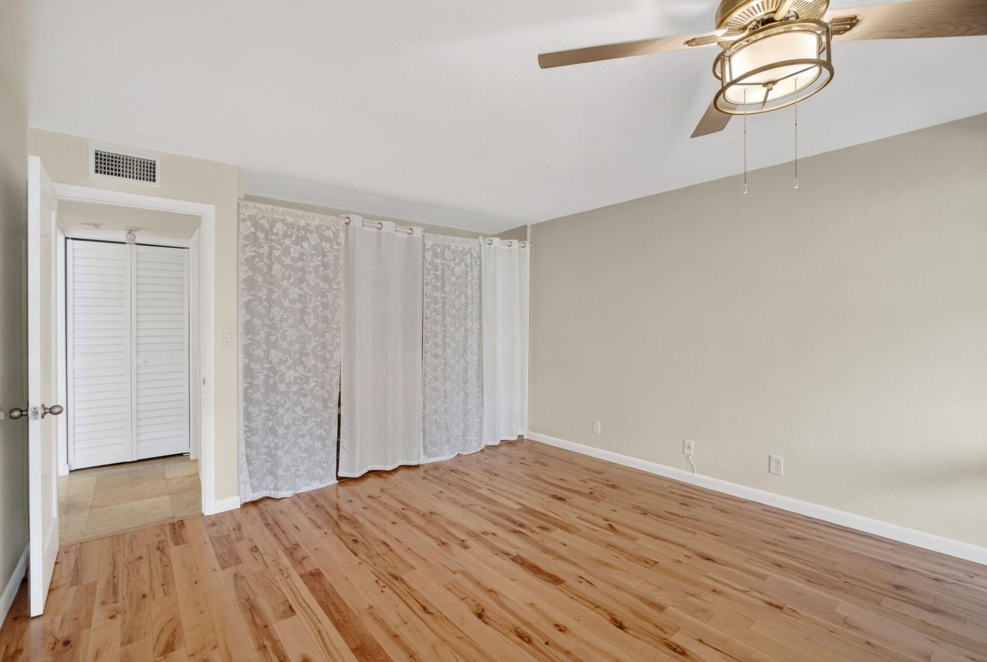 1700 SE 15th Street, Unit 308, Fort Lauderdale, FL 33316 Photo