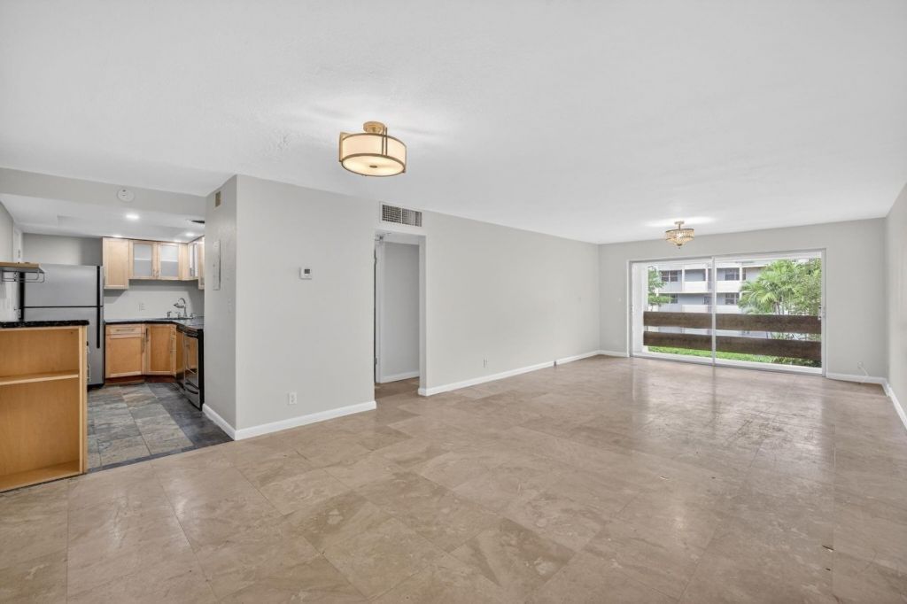 1700 SE 15th Street, Unit 308, Fort Lauderdale, FL 33316 Photo