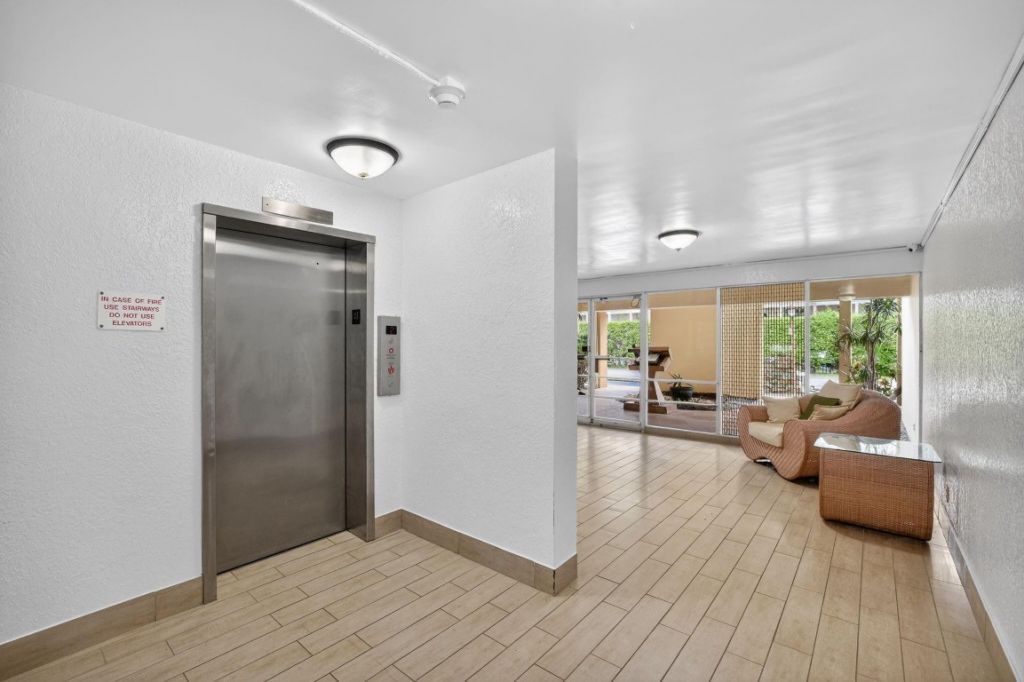 1700 SE 15th Street, Unit 308, Fort Lauderdale, FL 33316 Photo