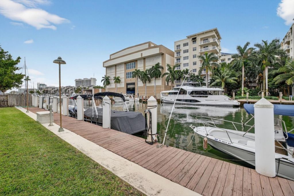 1700 SE 15th Street, Unit 308, Fort Lauderdale, FL 33316 Photo