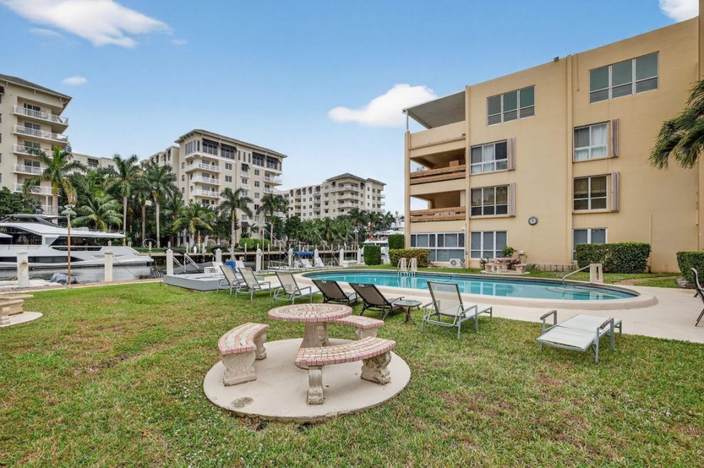 1700 SE 15th Street, Unit 308, Fort Lauderdale, FL 33316 Photo