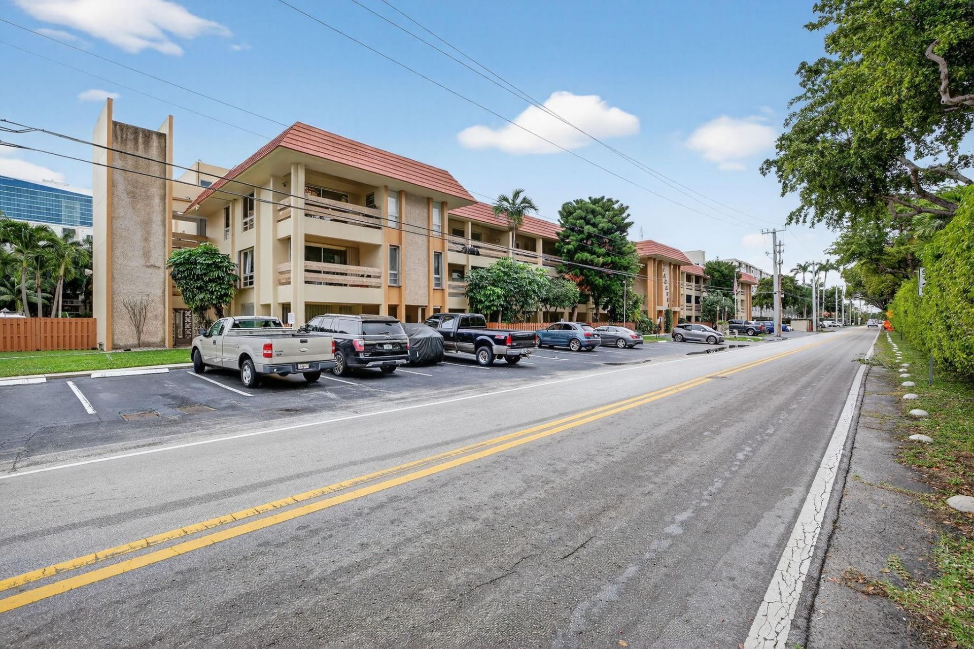 1700 SE 15th Street, Unit 308, Fort Lauderdale, FL 33316 Photo