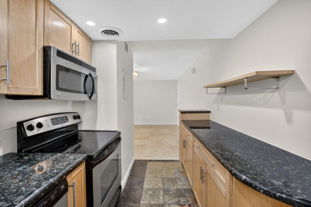 1700 SE 15th Street, Unit 308, Fort Lauderdale, FL 33316 Photo