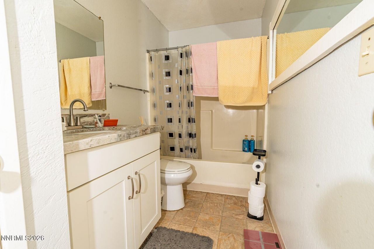 4608 Neil Road, Unit 215, Reno, NV 89502 Photo