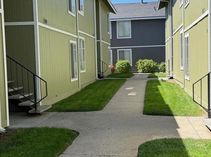 4608 Neil Road, Unit 215, Reno, NV 89502 Photo