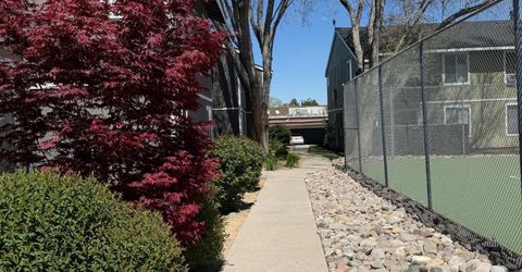 4608 Neil Road, Unit 215, Reno, NV 89502 Photo