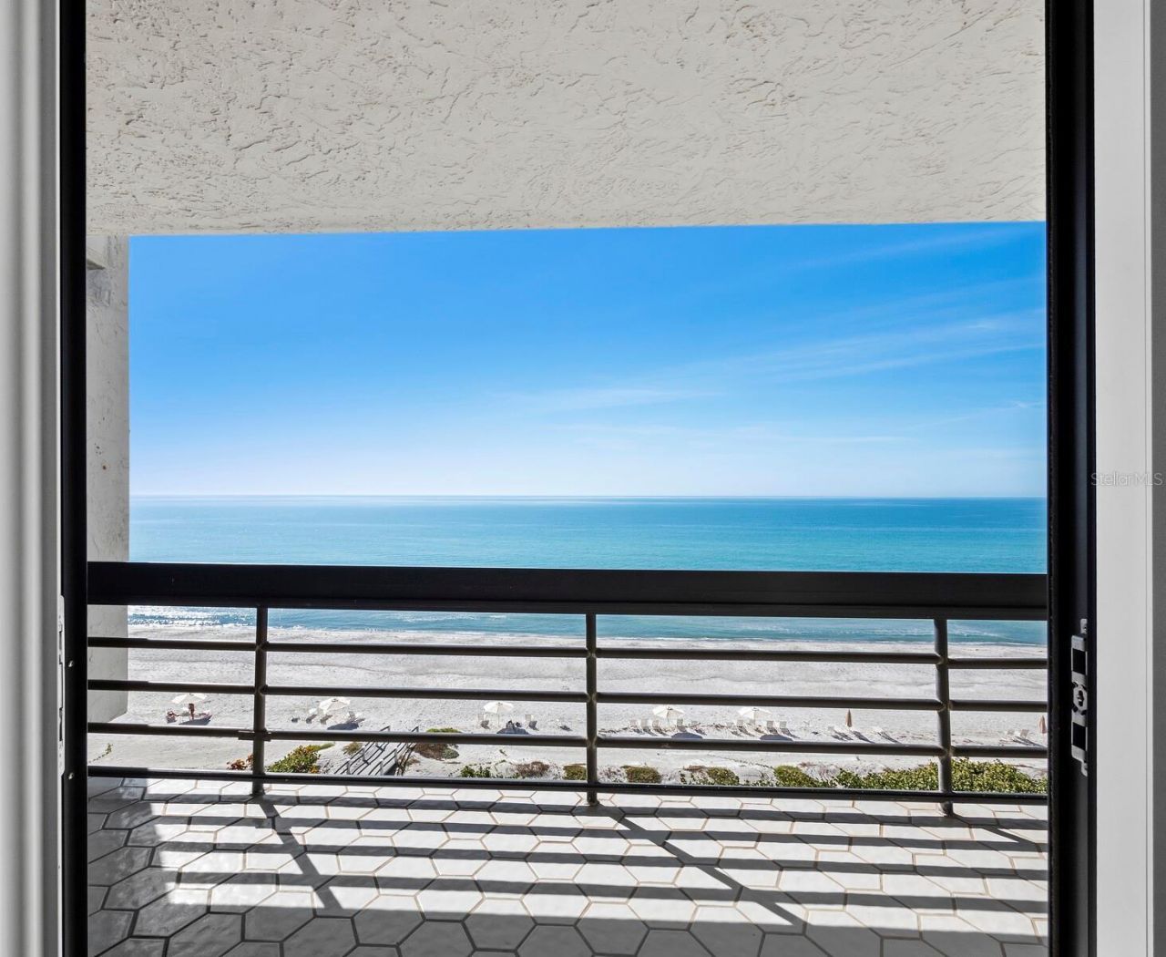 1135 Gulf Of Mexico Drive, Unit 605, Longboat Key, FL 34228 Photo