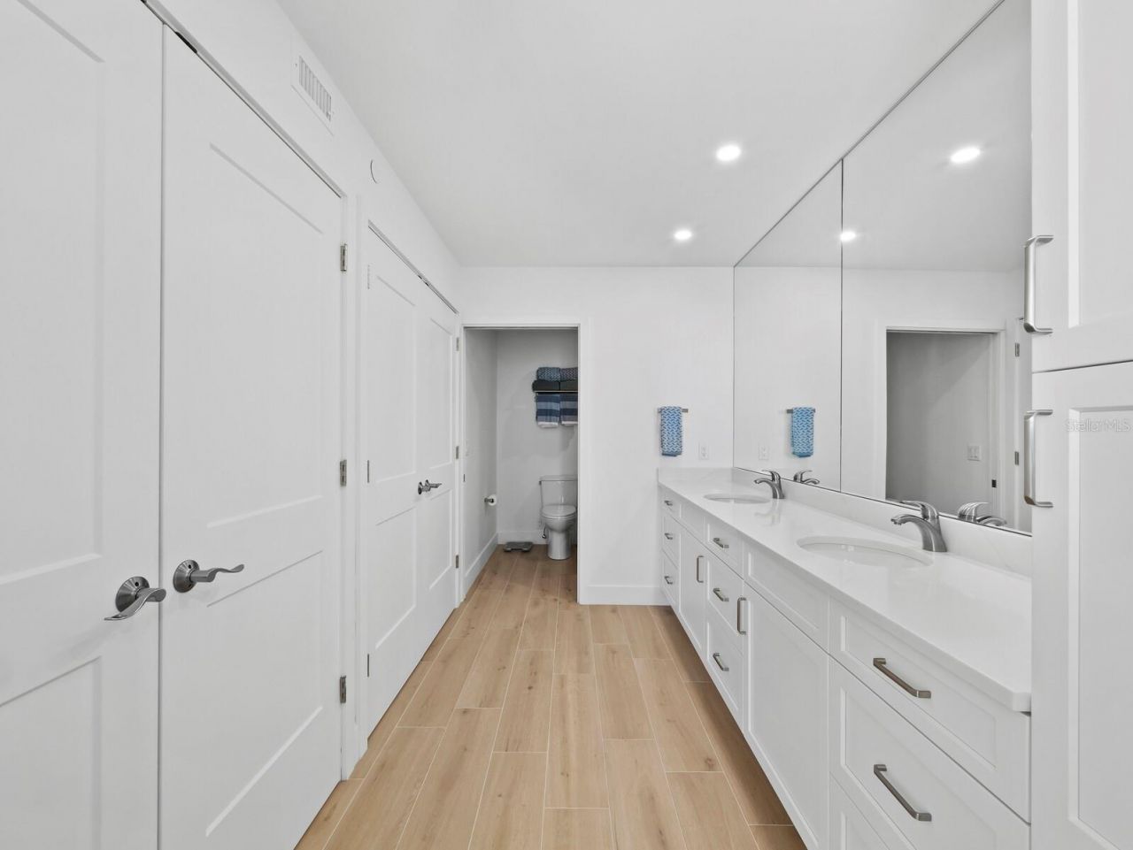 1135 Gulf Of Mexico Drive, Unit 605, Longboat Key, FL 34228 Photo