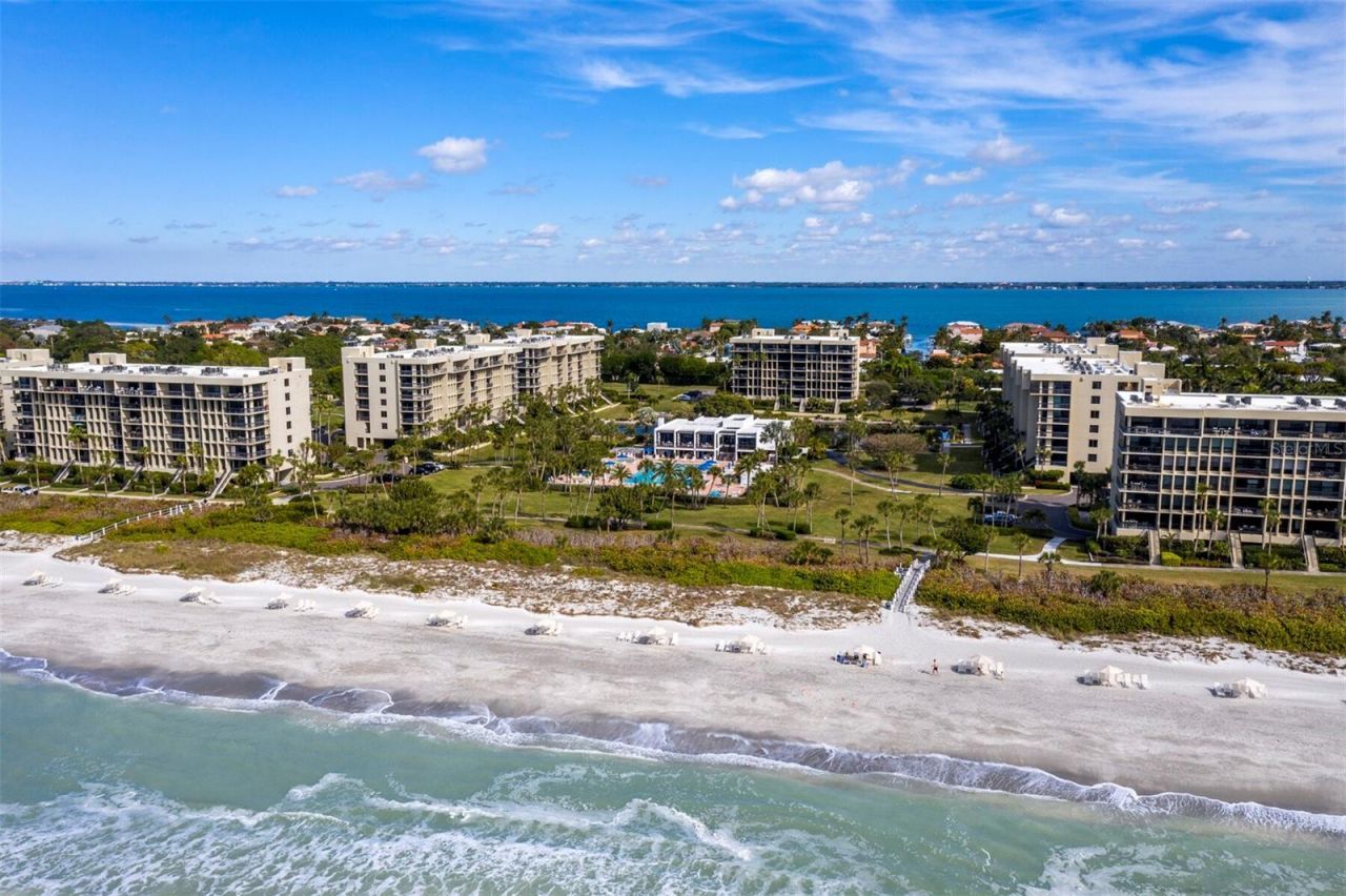 1135 Gulf Of Mexico Drive, Unit 605, Longboat Key, FL 34228 Photo