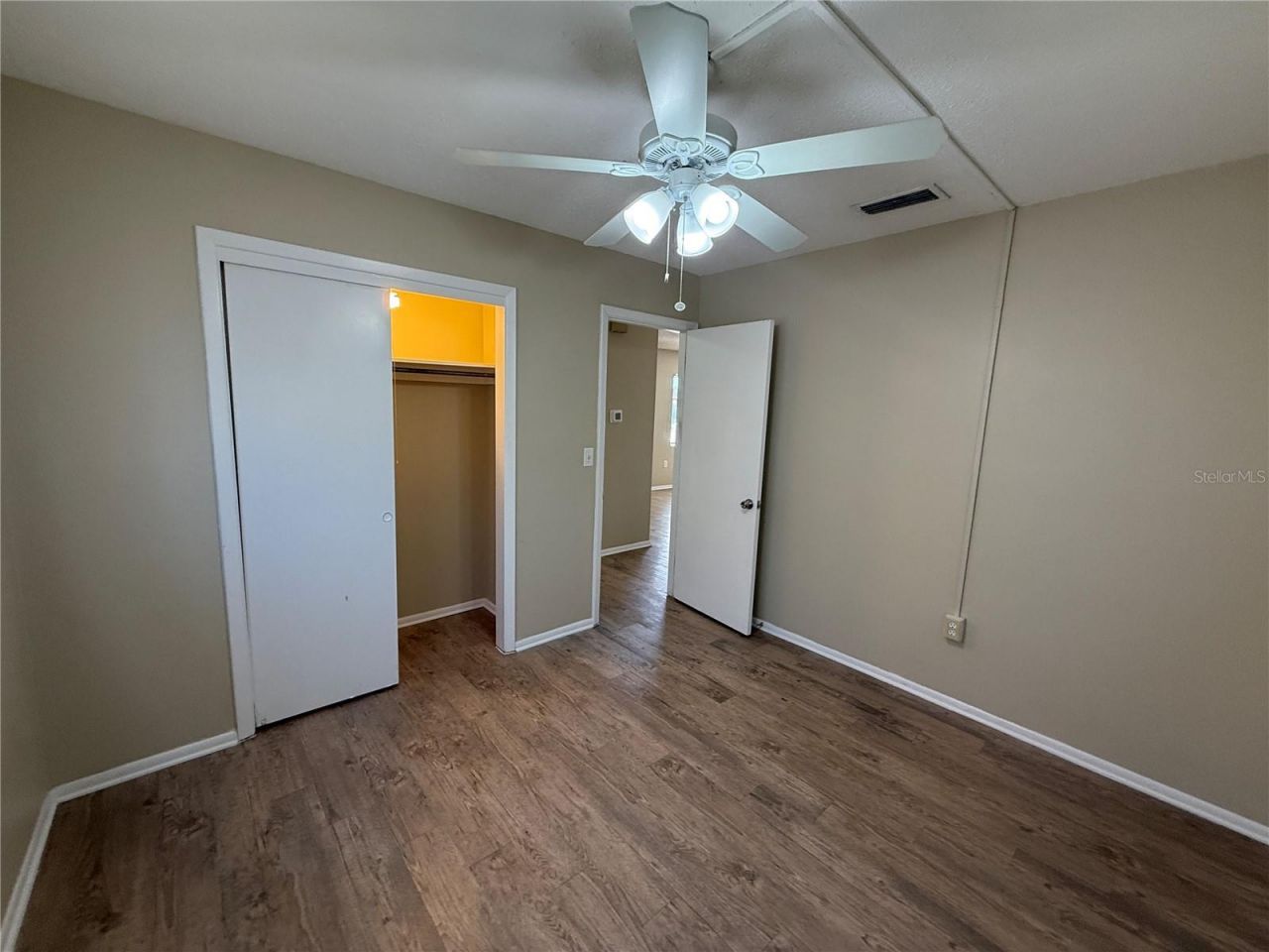 3218 Oxford Drive W, Bradenton, FL 34205 Photo