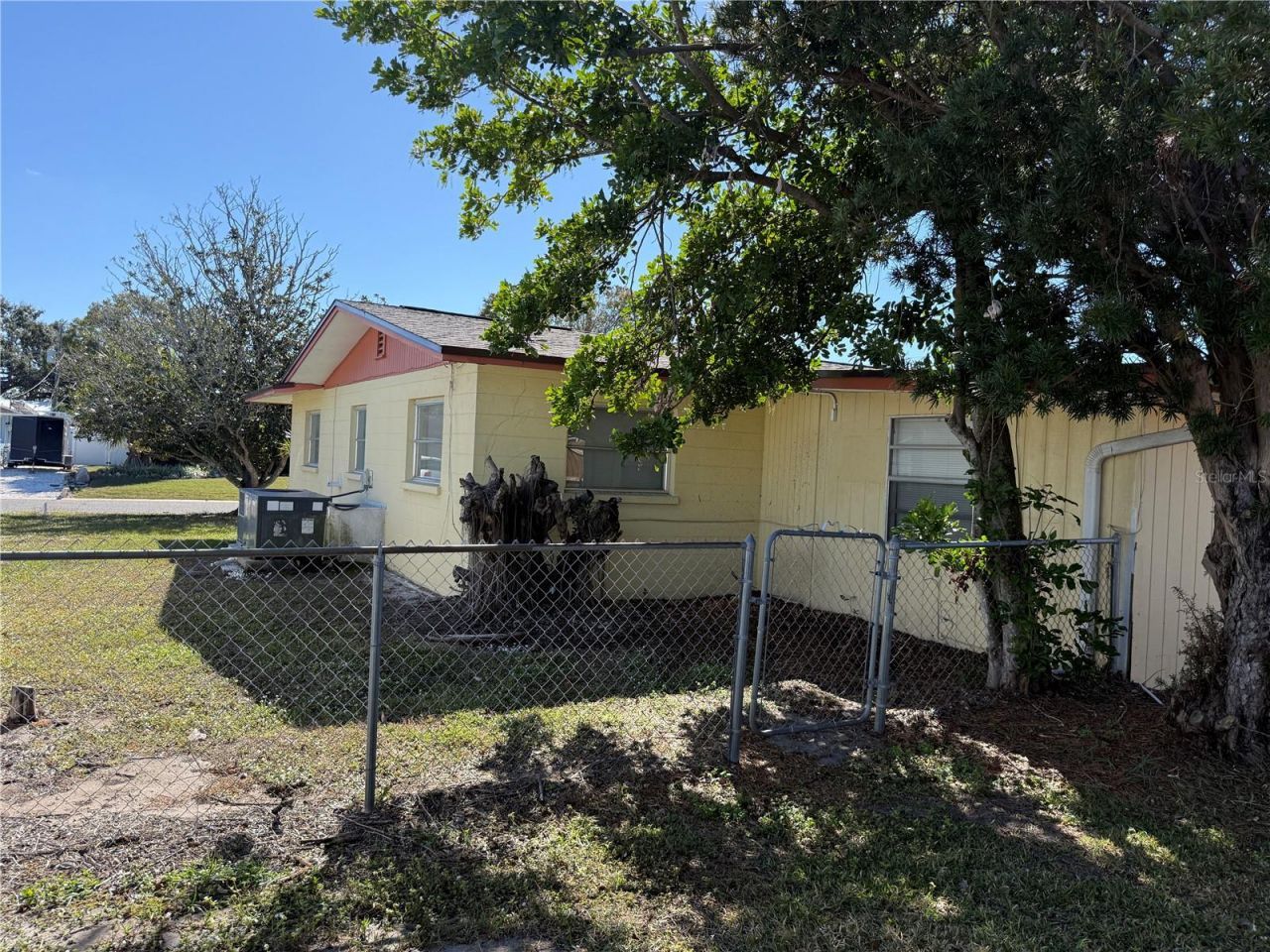 3218 Oxford Drive W, Bradenton, FL 34205 Photo