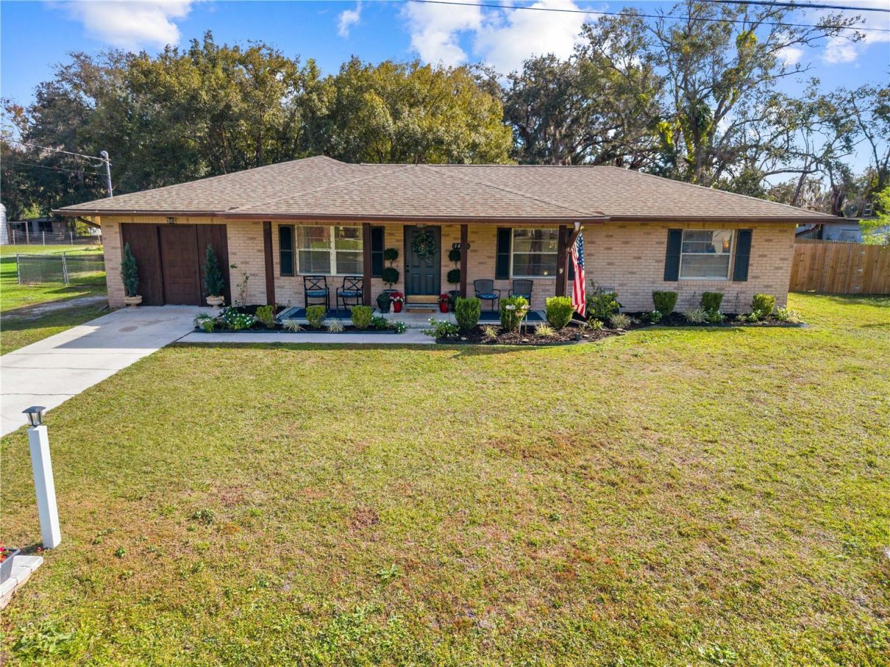 1447 Nocatee Street, Intercession City, FL 33848 Main Photo