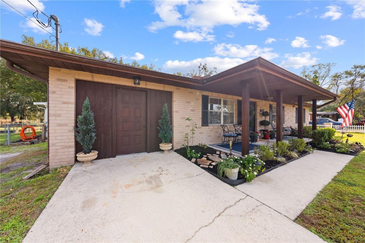 1447 Nocatee Street, Intercession City, FL 33848 Photo