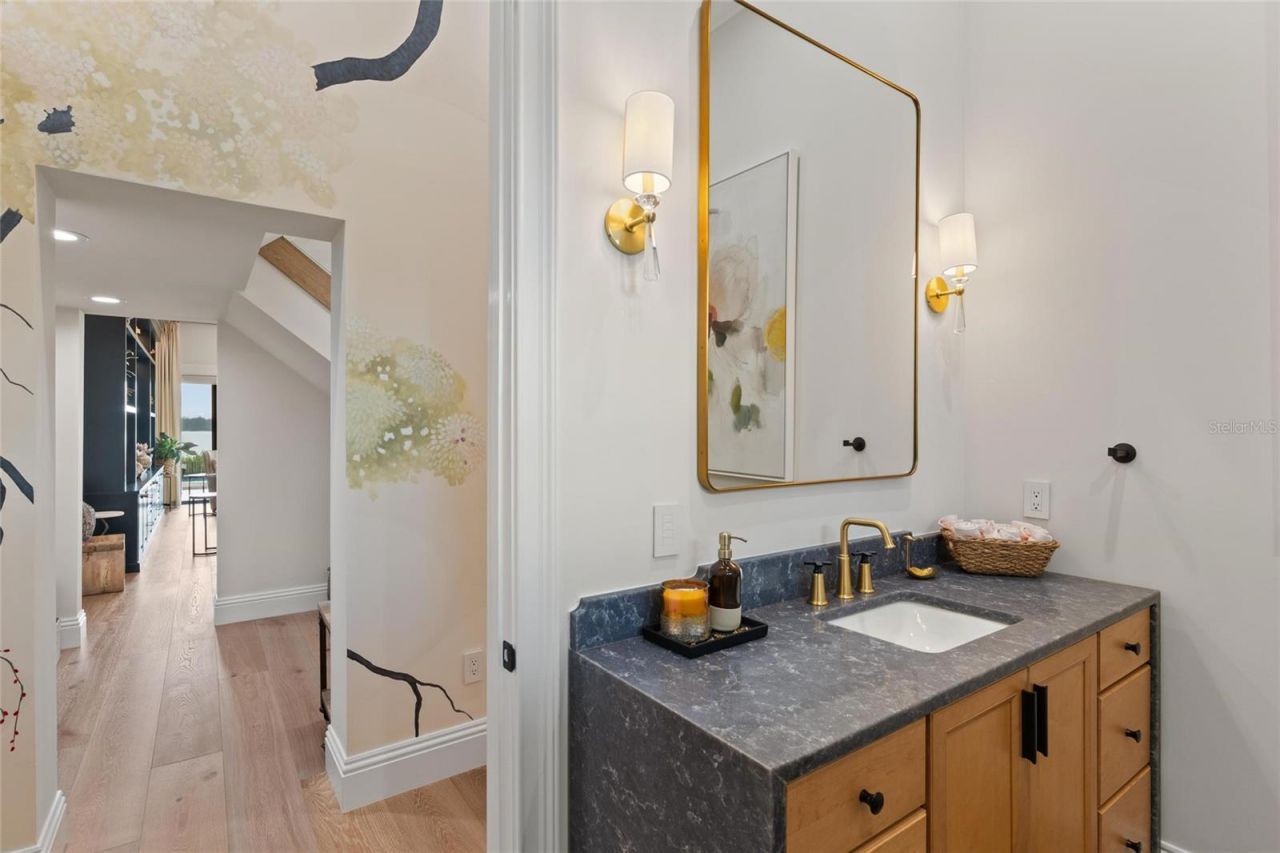 732 Shore Drive E, Oldsmar, FL 34677 Photo