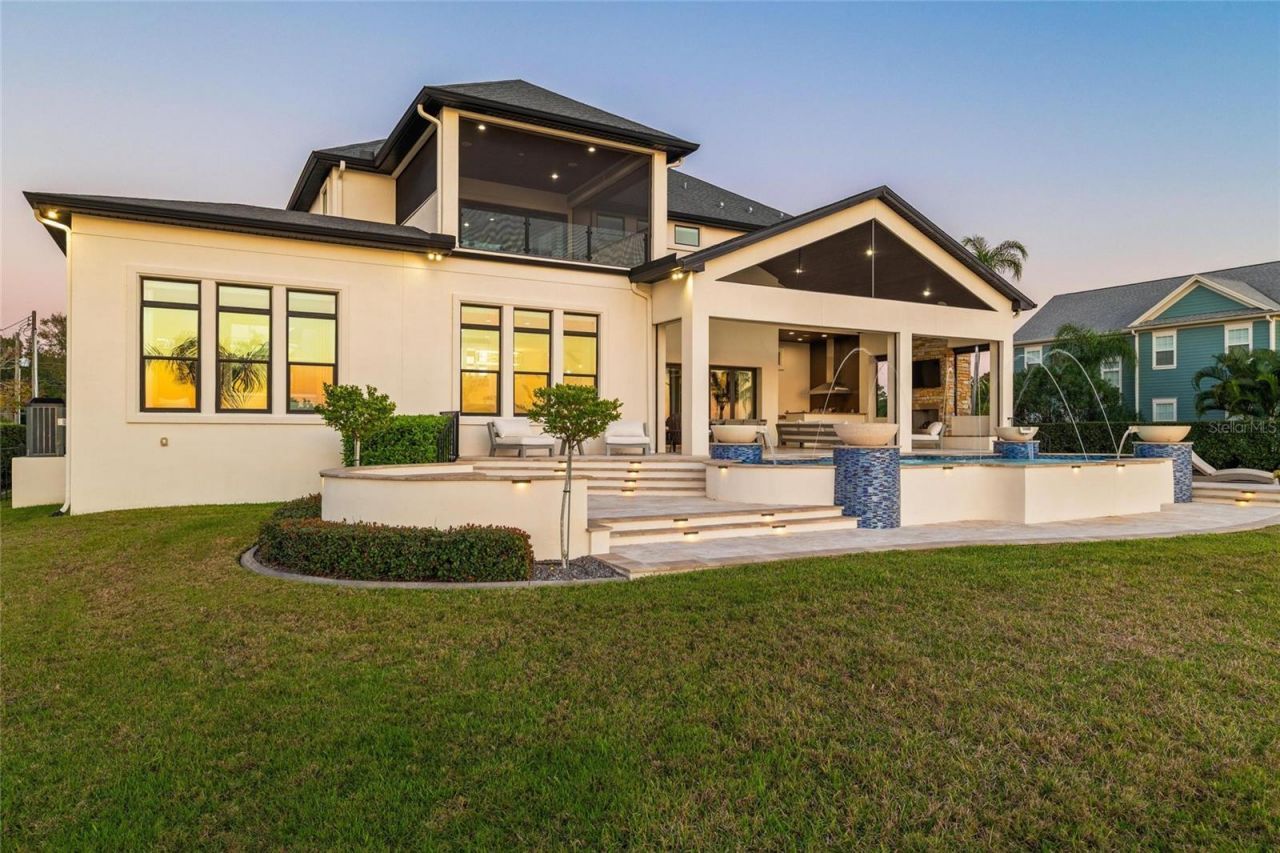 732 Shore Drive E, Oldsmar, FL 34677 Photo