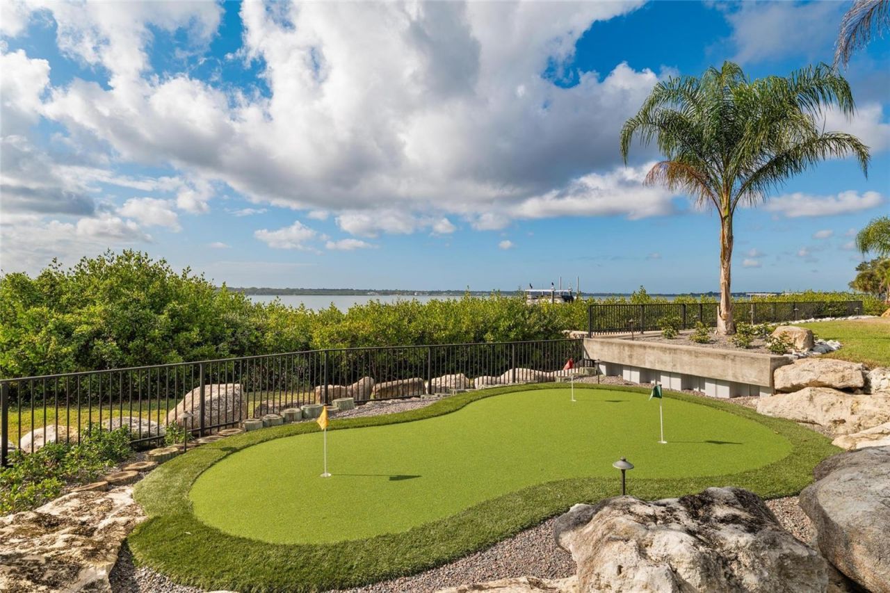 732 Shore Drive E, Oldsmar, FL 34677 Photo