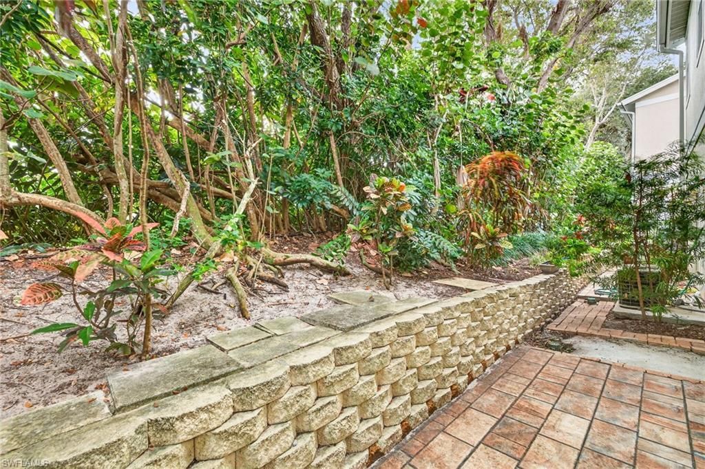 3258 Tamara Dr, Unit 2, Naples, FL 34109 Photo