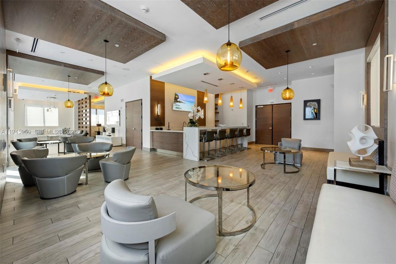 999 SW 1st Ave , Unit 2214, Miami, FL 33130 Photo