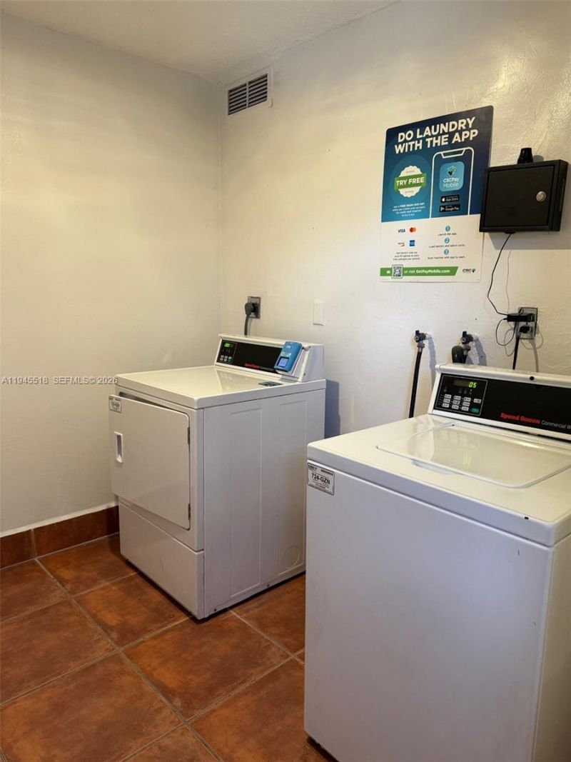 9001 SW 77th Ave , Unit C204, Miami, FL 33156 Photo