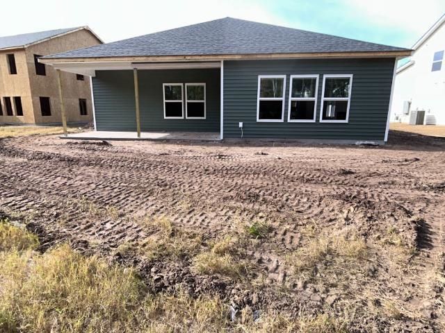 302 Valerio St. Photo 6