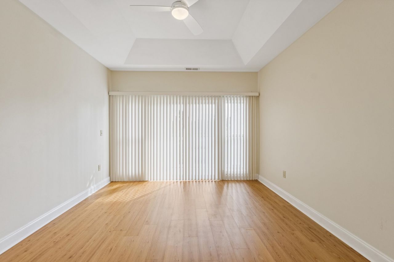 1017 World Tour Blvd. Photo 17