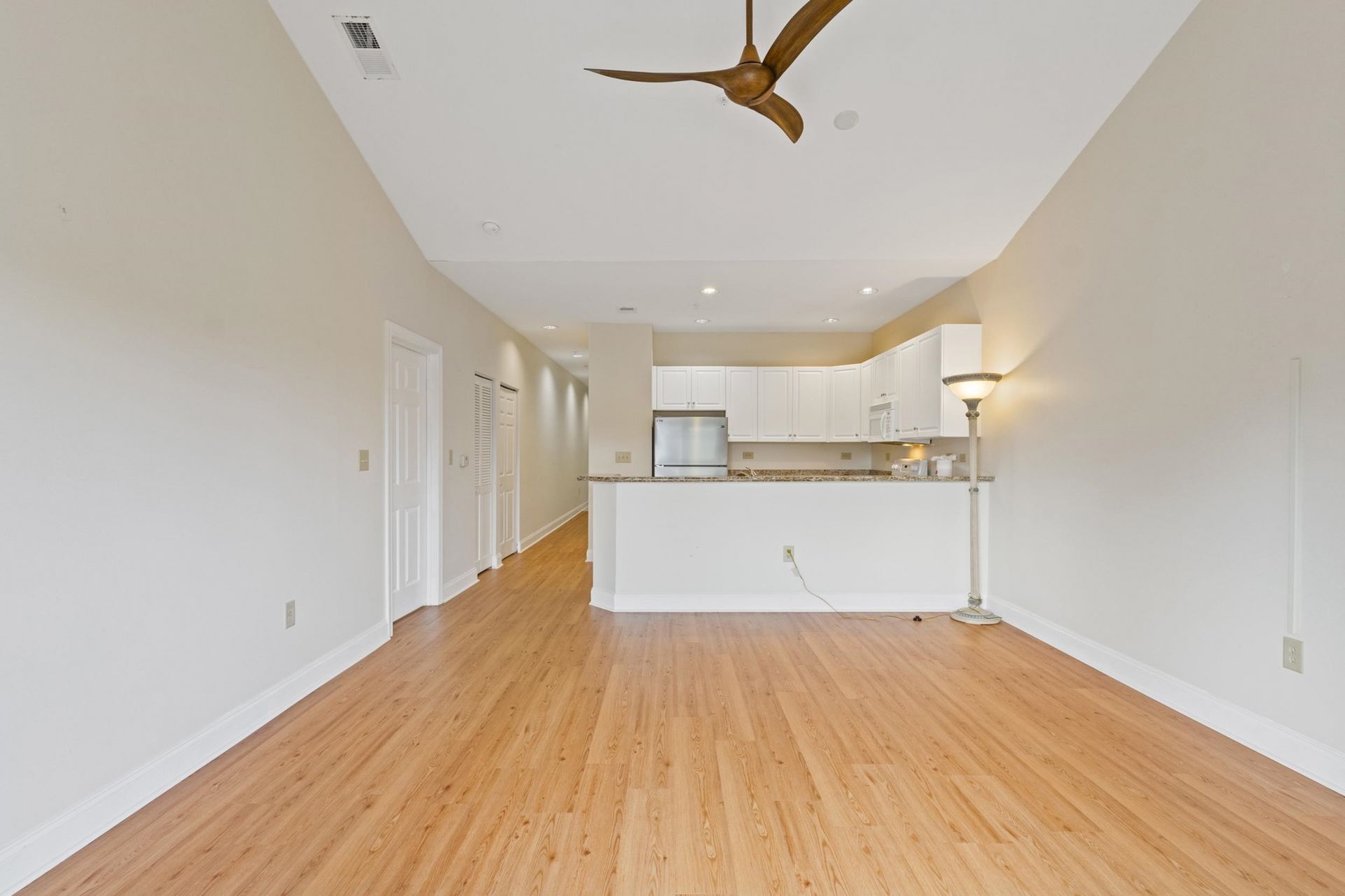 1017 World Tour Blvd. Photo 23