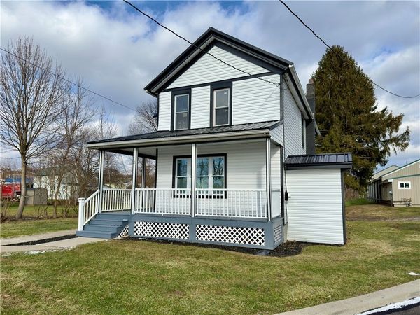 2 Elm Street, Lyons, NY 14489