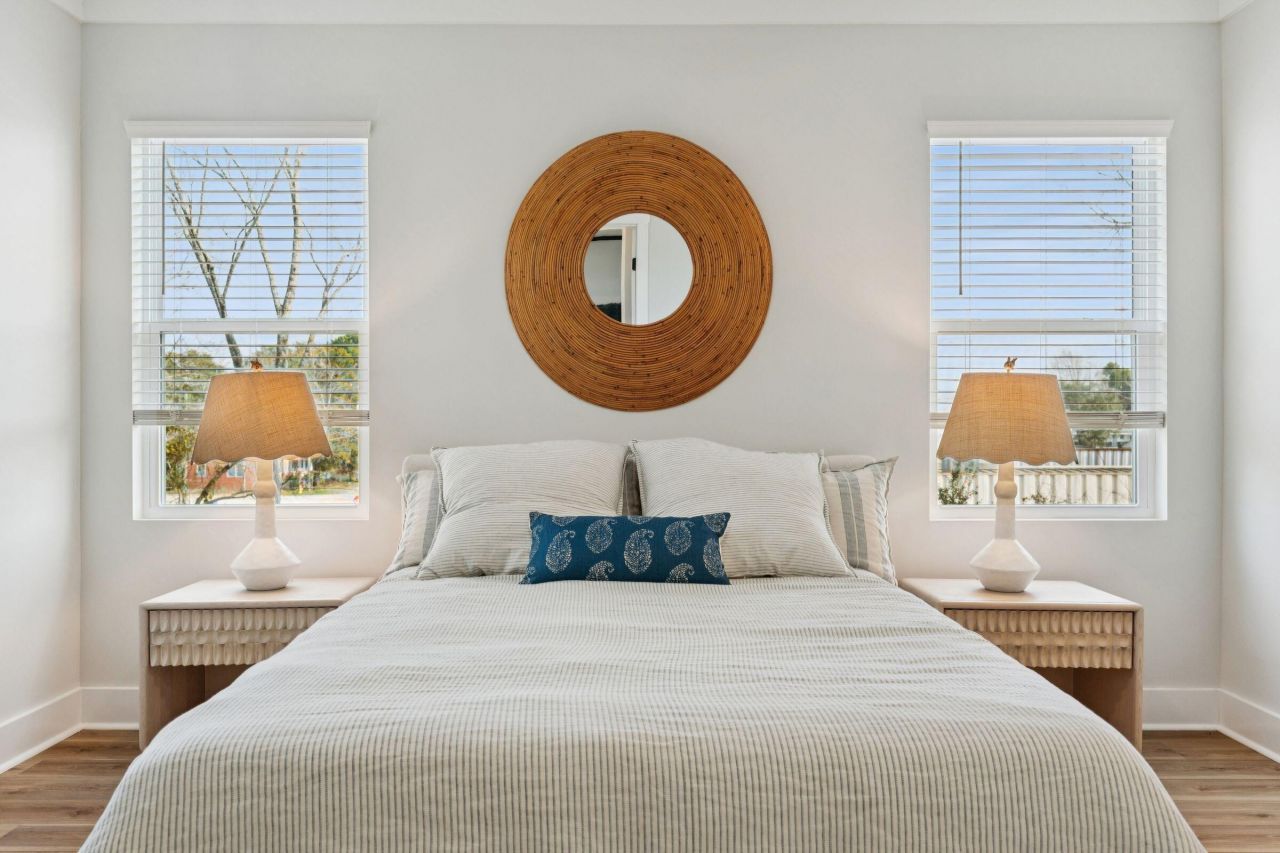 1909 Redwood Street Photo 26