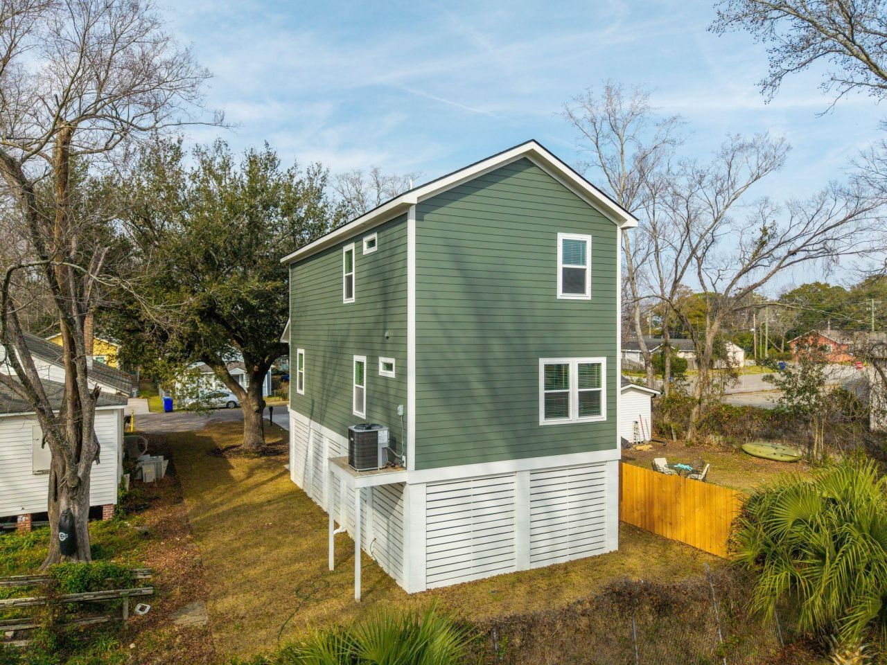 1909 Redwood Street Photo 41