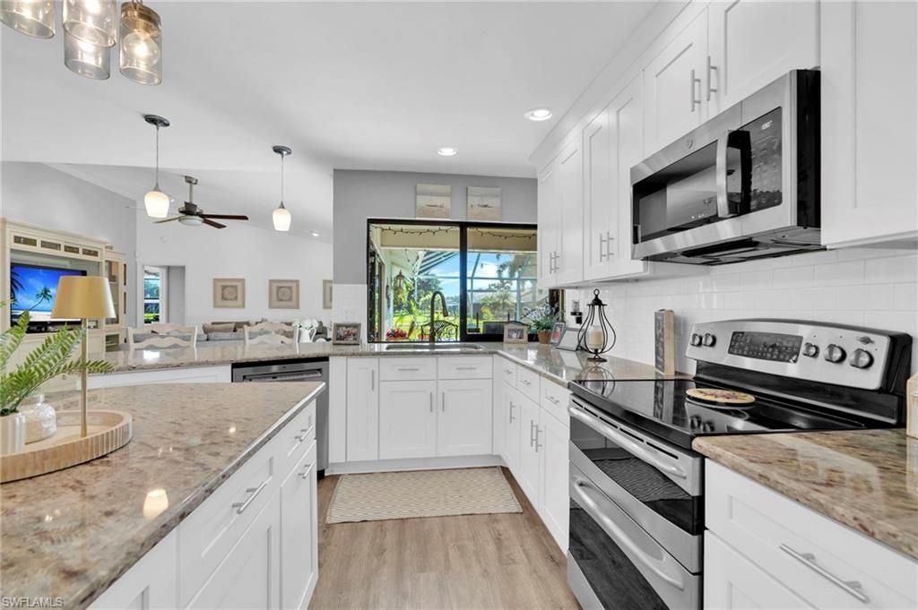 8866 Banyan Cove Cir, Fort Myers, FL 33919 Photo