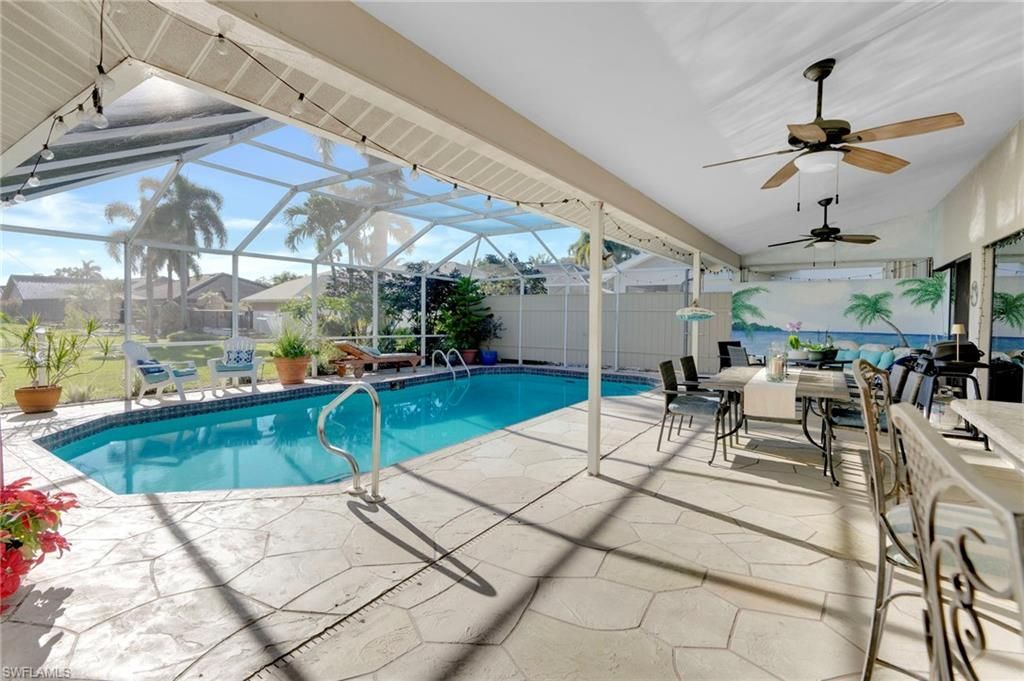 8866 Banyan Cove Cir, Fort Myers, FL 33919 Photo