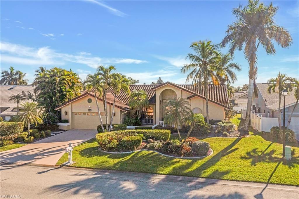 8866 Banyan Cove Cir, Fort Myers, FL 33919 Photo