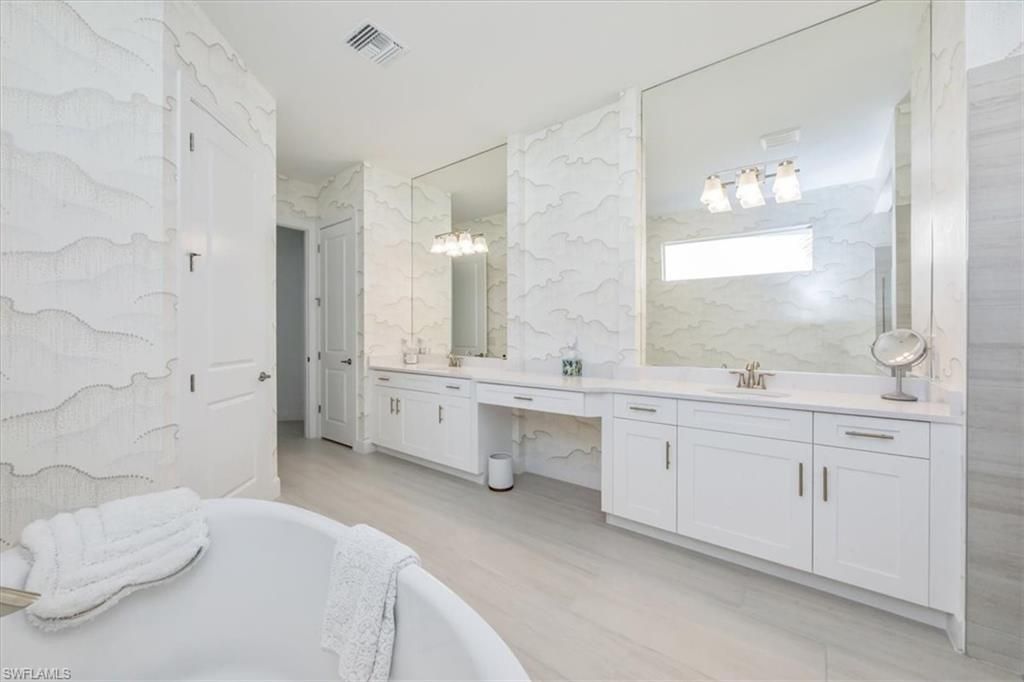 17244 Blue Sapphire Dr, Fort Myers, FL 33913 Photo