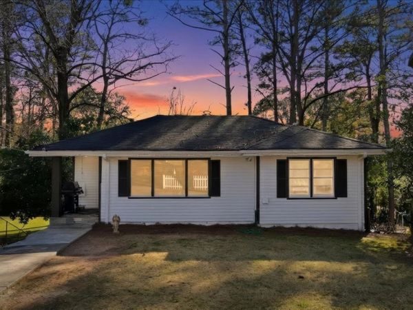 2363 Woodside Way, Atlanta, GA 30341