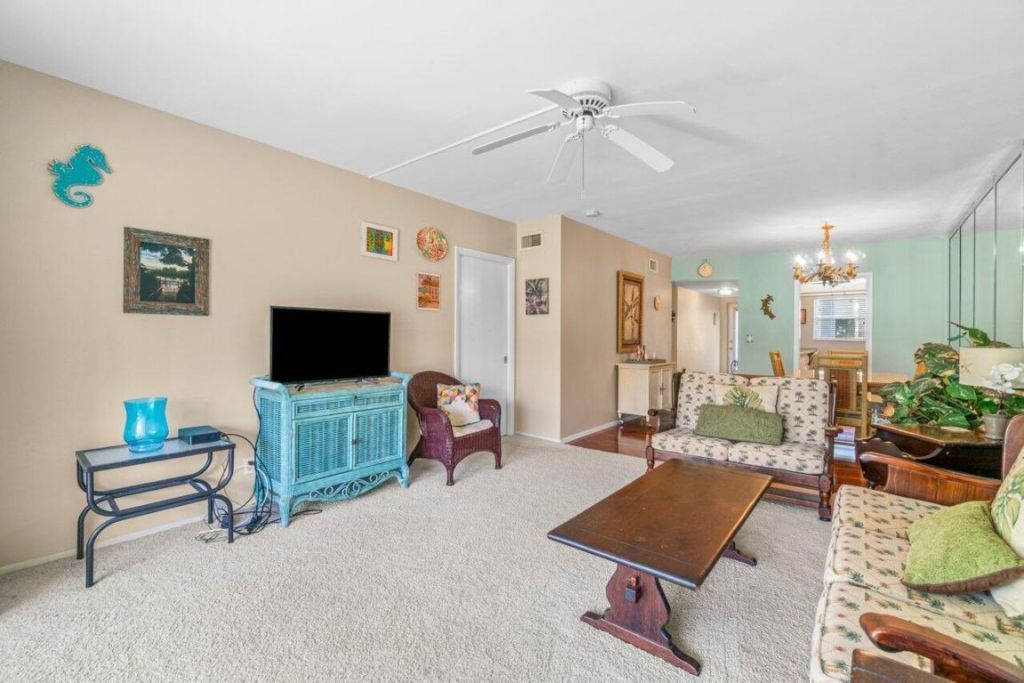 2460 SW 22nd Avenue, Unit 809, Delray Beach, FL 33445 Photo