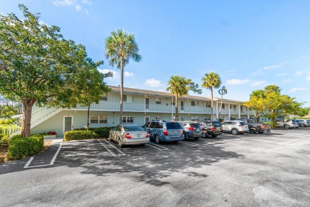 2460 SW 22nd Avenue, Unit 809, Delray Beach, FL 33445 Photo