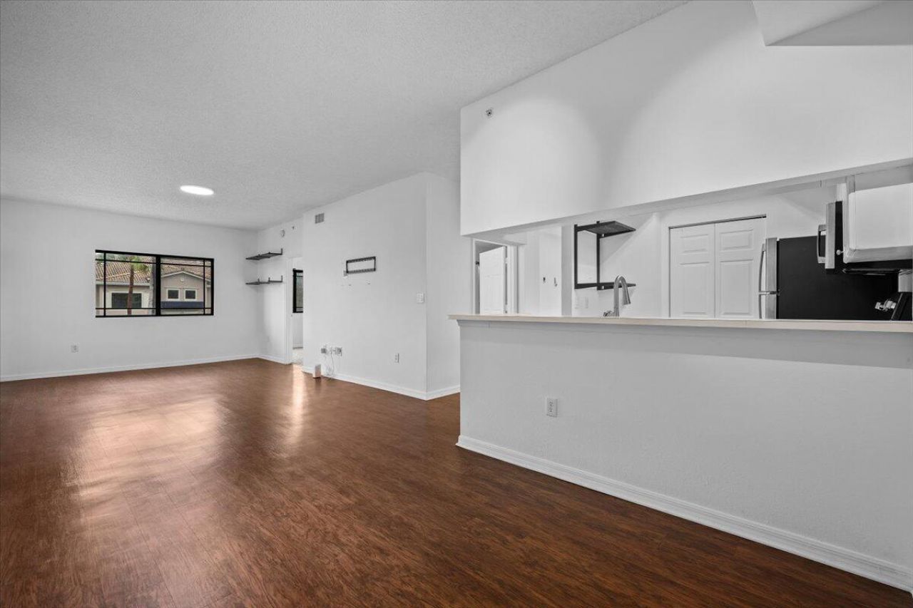 2804 Sarento Place, Unit 303, Palm Beach Gardens, FL 33410 Photo