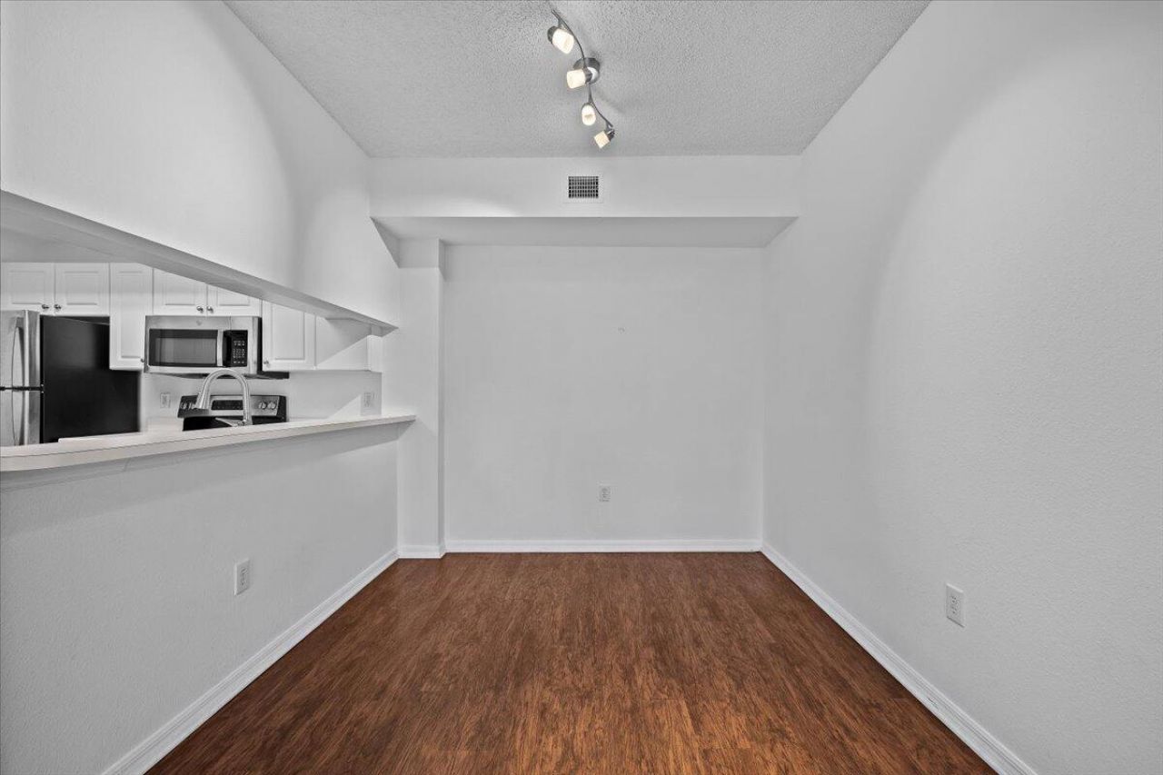 2804 Sarento Place, Unit 303, Palm Beach Gardens, FL 33410 Photo