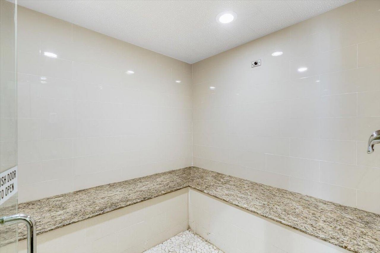 2804 Sarento Place, Unit 303, Palm Beach Gardens, FL 33410 Photo