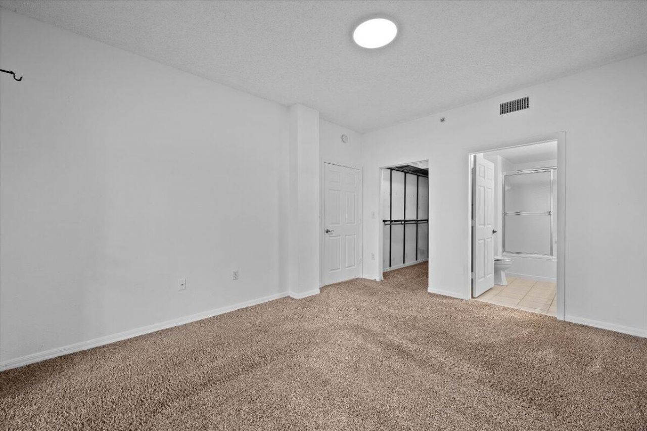 2804 Sarento Place, Unit 303, Palm Beach Gardens, FL 33410 Photo