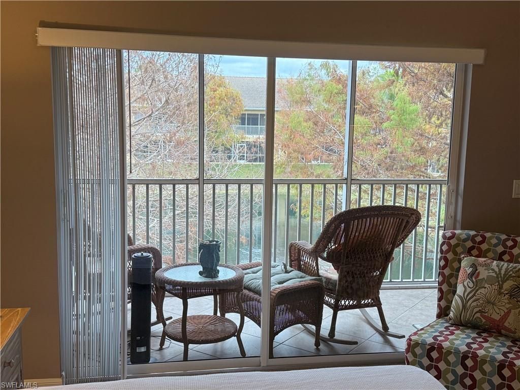 1076 Winding Pines Cir, Unit 203, Cape Coral, FL 33909 Photo