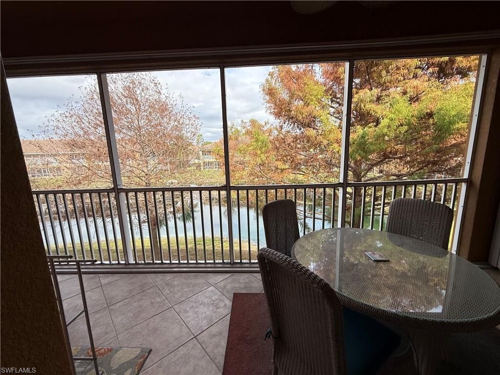 1076 Winding Pines Cir, Unit 203, Cape Coral, FL 33909 Photo