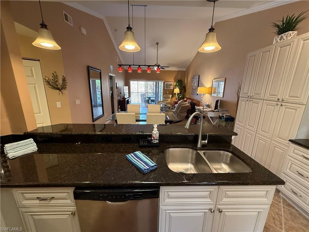 1076 Winding Pines Cir, Unit 203, Cape Coral, FL 33909 Photo